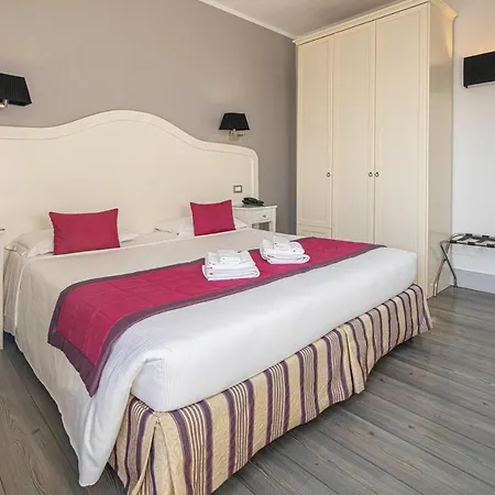 Residenza Castrense 4*