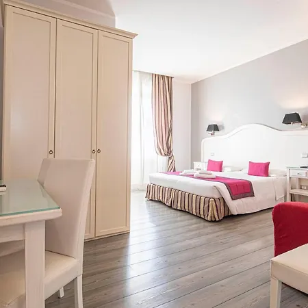 Oda ve Kahvaltı Residenza Castrense Roma