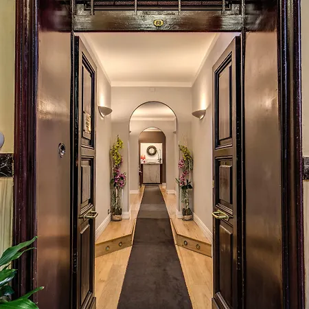 Residenza Castrense 4*