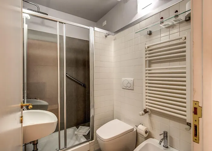 Alojamento de Acomodação e Pequeno-almoço Residenza Castrense