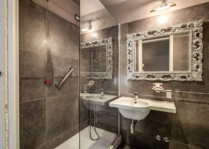 Alojamento de Acomodação e Pequeno-almoço Residenza Castrense