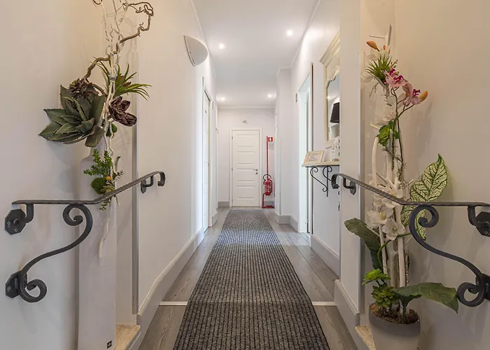 Alojamento de Acomodação e Pequeno-almoço Residenza Castrense 4*